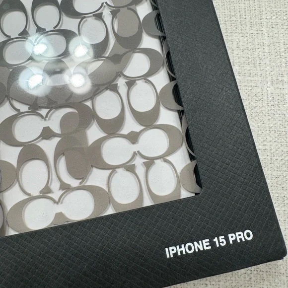 Coach Signature iPhone 15 Pro Protective Case NWT Phone Case Designer MagSafe - Picture 2 of 10